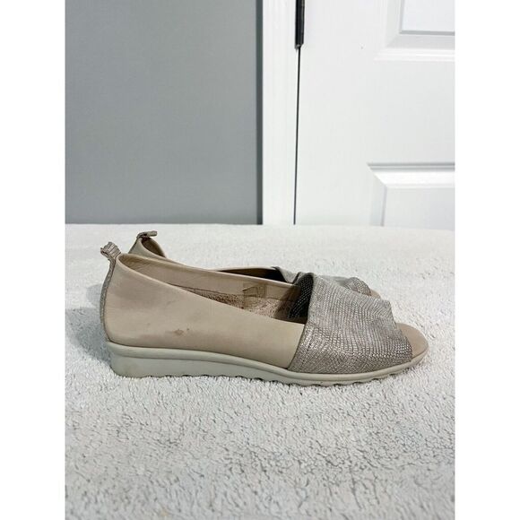 The Flexx Women’s Beige Silver Flats US 7.5 Peep Toe Rubber Bottom Gray EU 38.5 - Picture 5 of 12